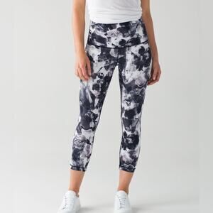 Lululemon Wunder Under Crop Hi-Rise Luxtreme Obscurred Black Dusty Mauve Size 6